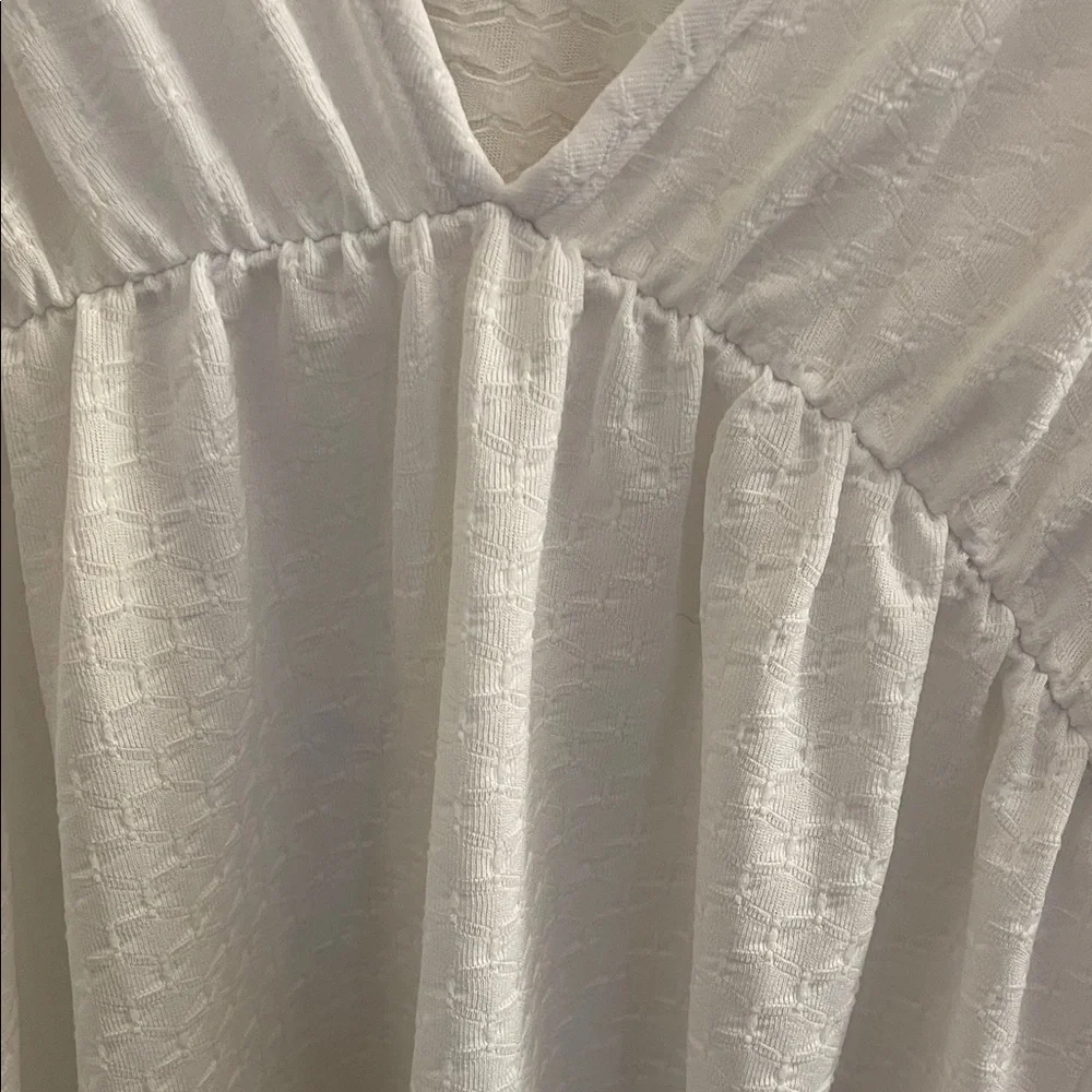 Jordan Taylor Elegant White Textured Blouse - Picture 3 of 11